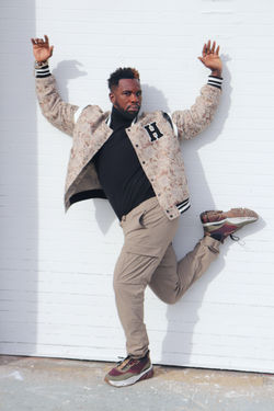 Picsart_23-12-26_14-08-04-610