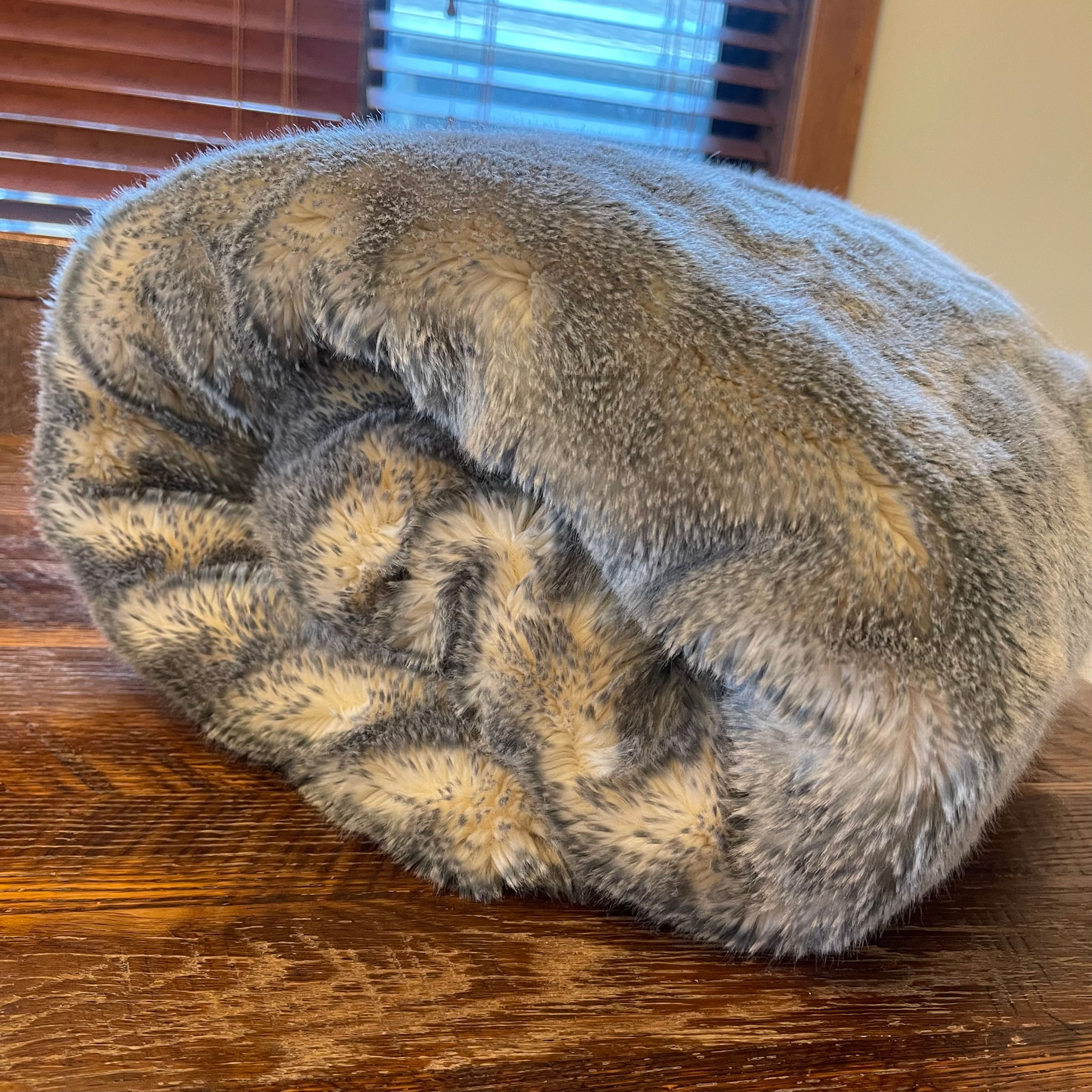 faux fur blanket
