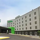 51681_exterior_1_day.webp