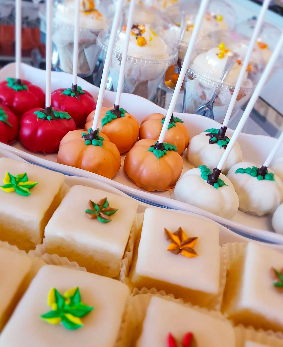 Thumbnail: Petit Fours