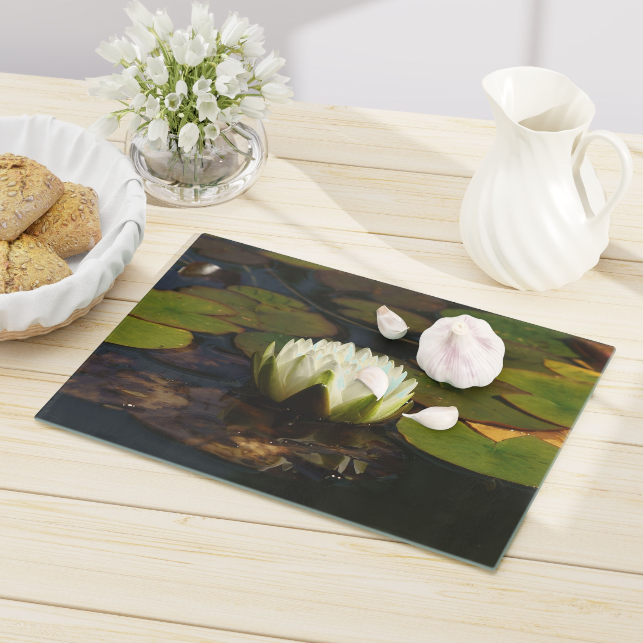 Cutting Board Water Lily 8253542_1920