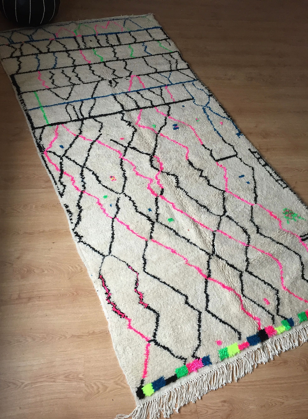 Thumbnail: Colorful Handwoven Azilal Rug, pure Wool (009AZ18)