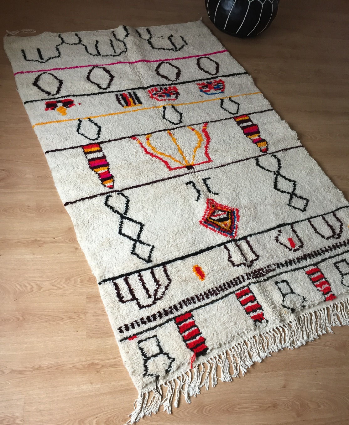 Colorful Handwoven Azilal Rug, pure Wool (001AZ18)