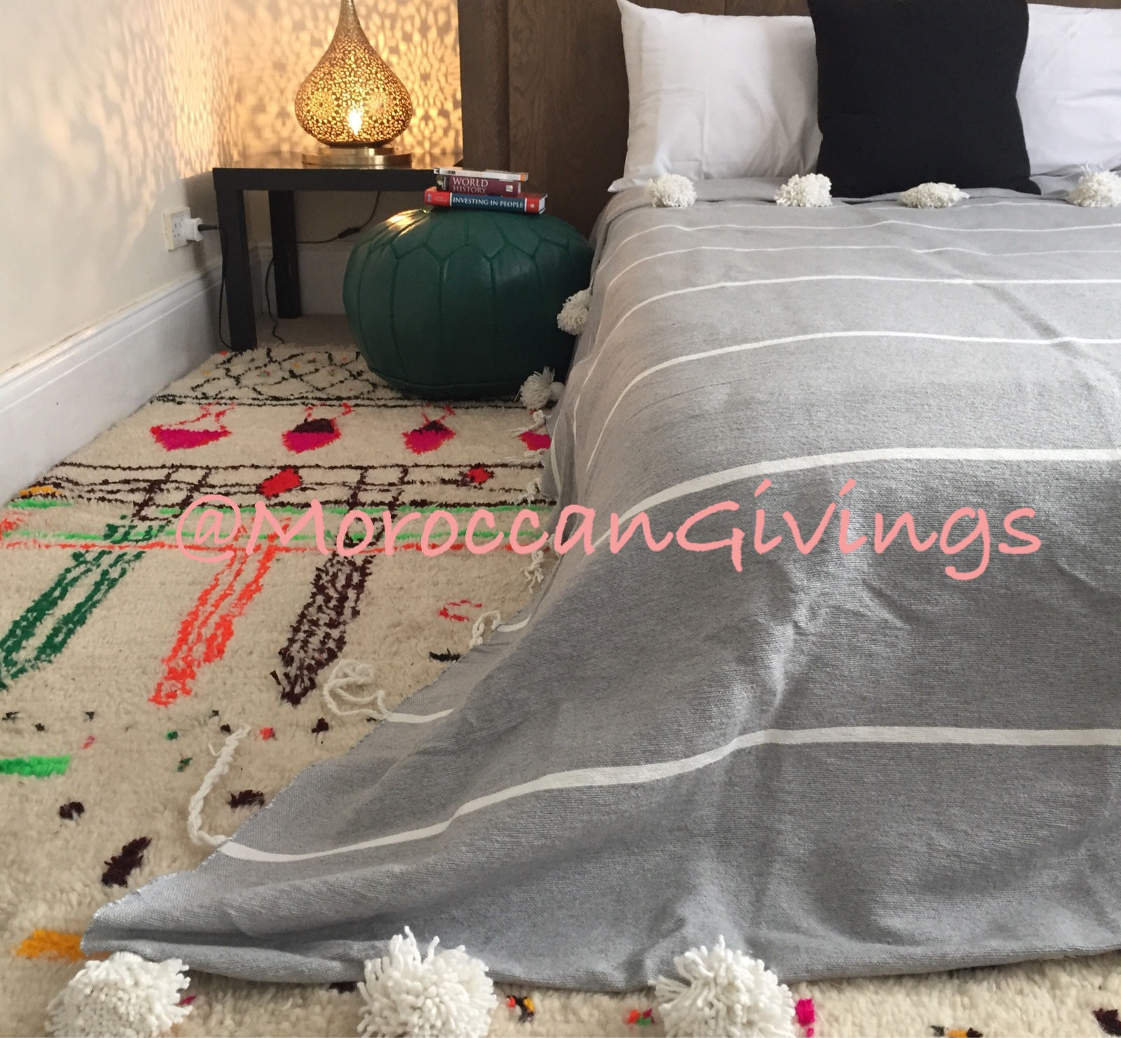 Moroccan Handwoven Pom Pom Blanket ( PB052)