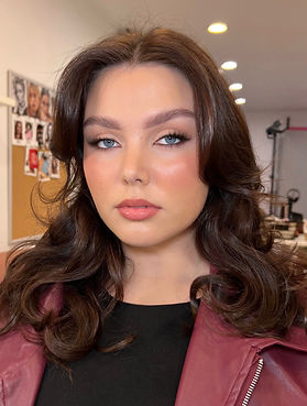 Facetune_05-09-2024-19-51-02_edited.jpg