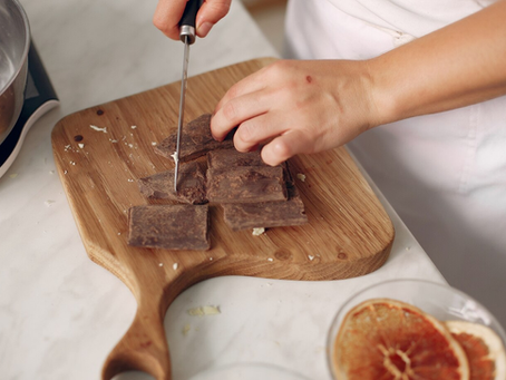 Crafting Customized Chocolates: Creative Ideas for Unique Fillings and Artisan Decorations