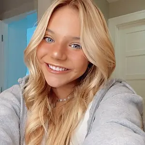 Bella_Klassen.webp