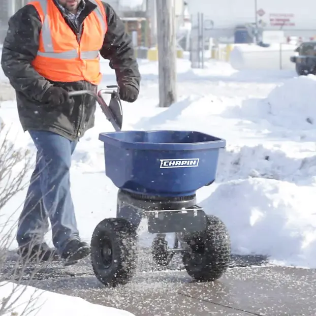 salt spreader.webp