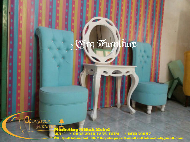 Thumbnail: Sofa Santai Shabby