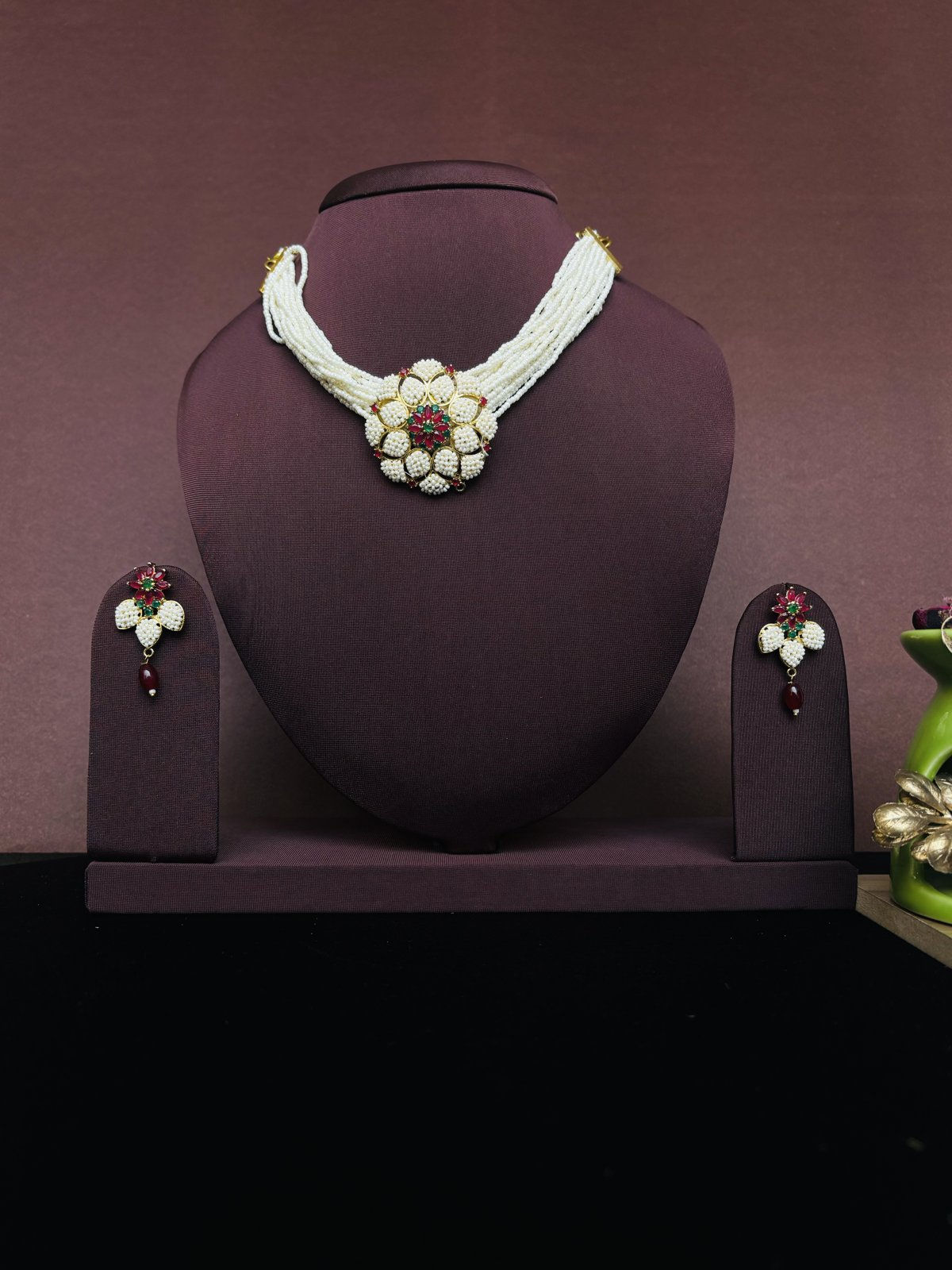 Gulmohar Pearl Choker Set
