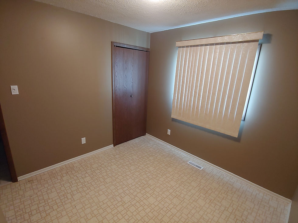 Bedroom 2 (Main)