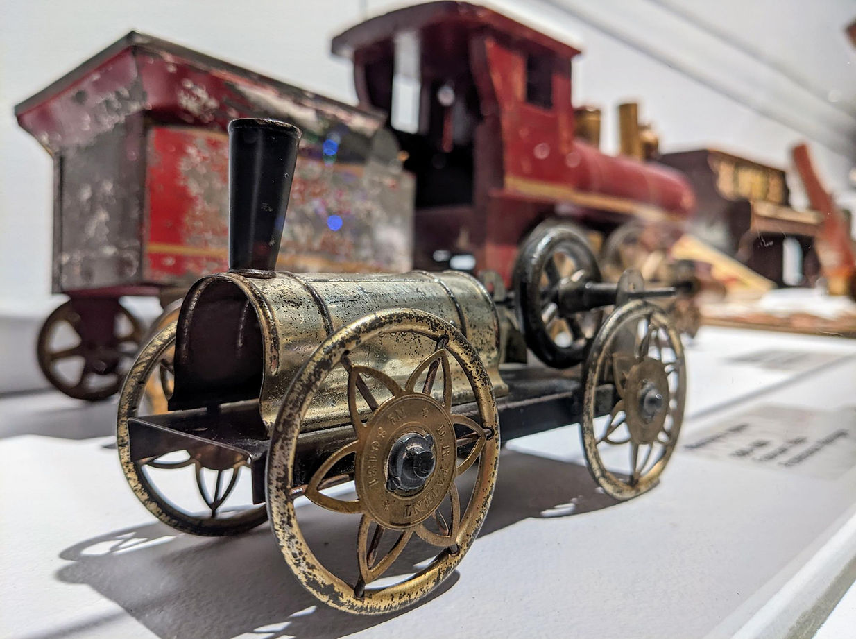 Exposition L'histoire des Jouets à la Maison de la Culture Mercier de Montréal