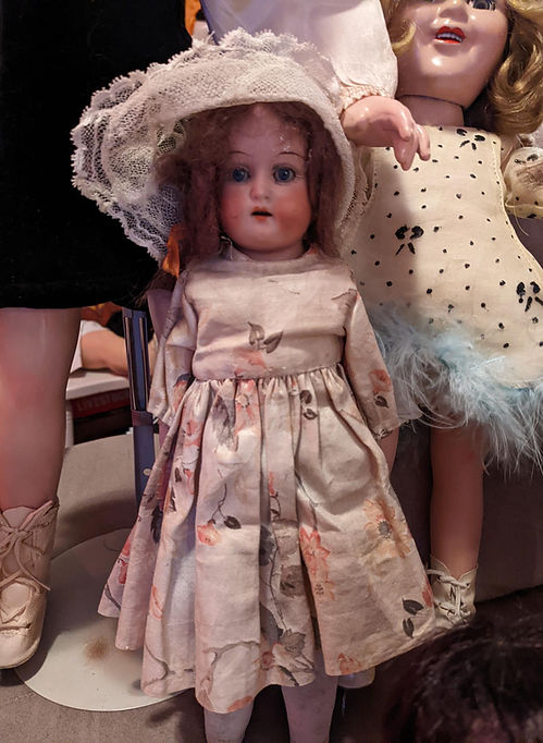 Poupée de porcelaine, Ernst Heubach and Koppelsdorf, Allemagne, 1890-1900