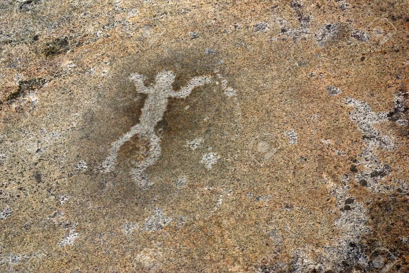 Pétroglyphes de Carélie, Rupestre, Pétroglyphes, pétroglyphes du lac Onega, Belomorsk, cap Peri , Kanozera, Labyrinthe Umbsky