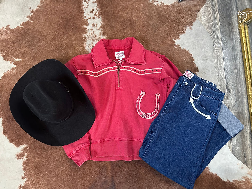 Thumbnail: Horseshoe Quarter Zip