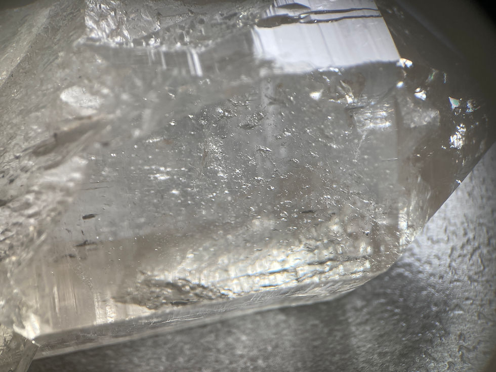 サムネイル： マニハール水晶原石