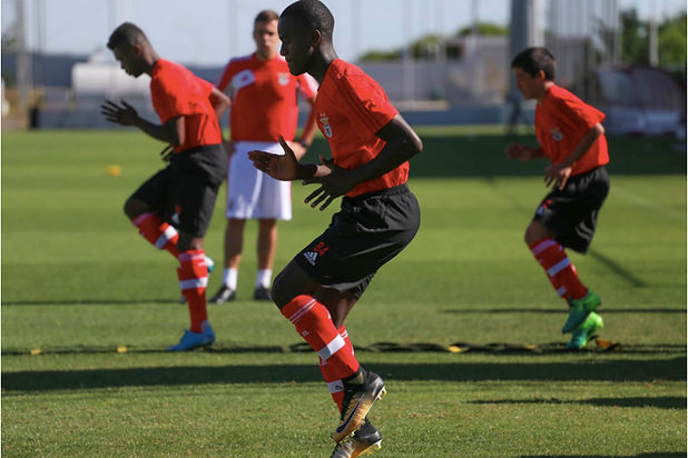 benfica kids.jpg