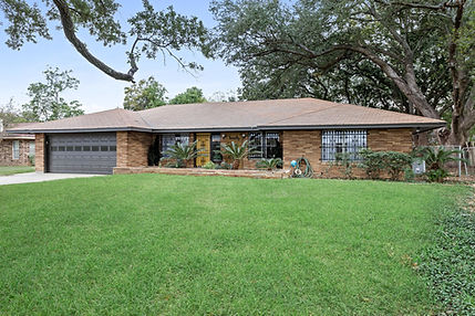 2228 US69 Nederland TX 77627-large-003-037-Front View-1500x1000-72dpi.jpg