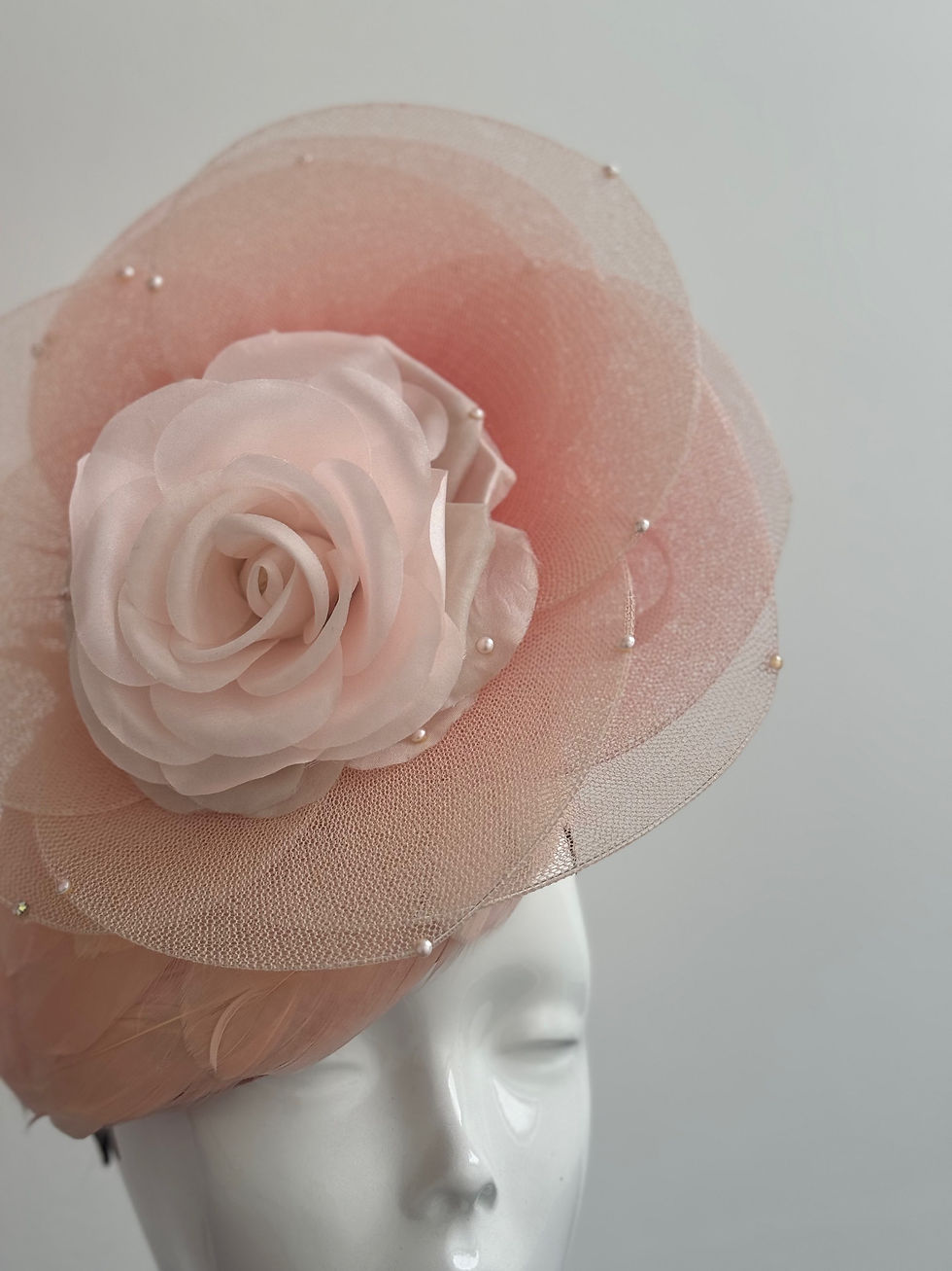 Thumbnail: Symphony rose SS24