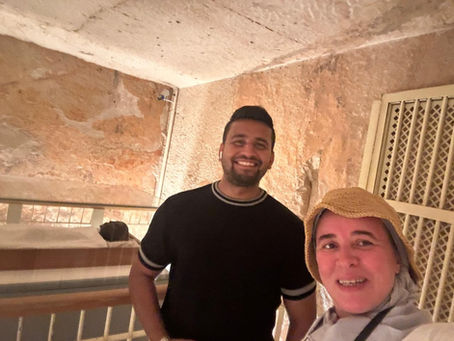 The Boy Behind King Tut’s Discovery: Meeting His Great-Grandson in Luxor