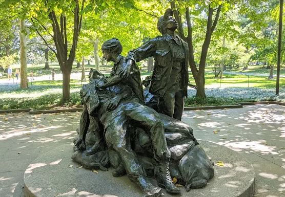 vietnam womens memorial.JPG