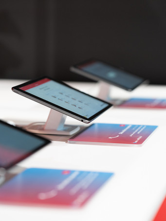 Interaktives Touch-Display und Tablets für Messestände und Produktpräsentationen