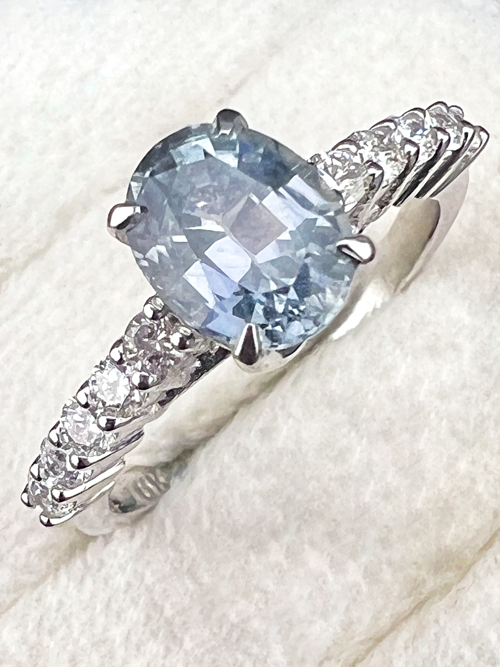 Blue Grey Sapphire (1.67 ct) Ring with Diamonds (0.40 ct) in 18k White Gold