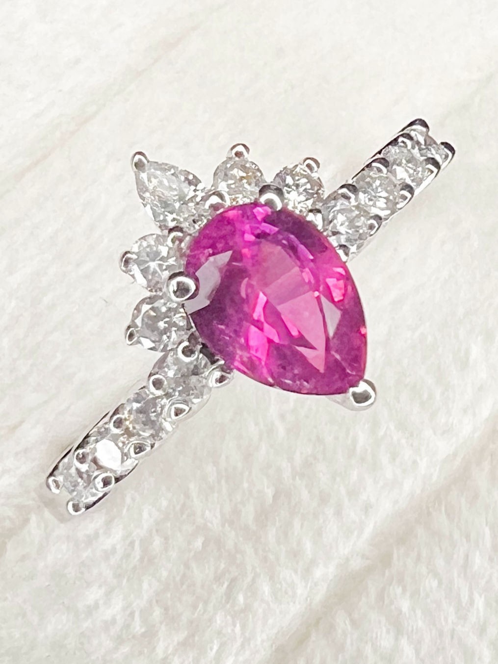 Pear Pink Sapphire (1.04 ct) Ring with Diamonds (0.32 ct) in 18k White Gol