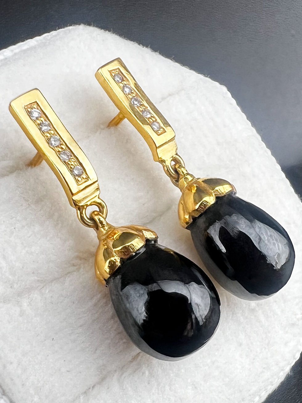 Thumbnail: Black Spinel Drop Earrings with Diamonds in 18k Yellow Gold 