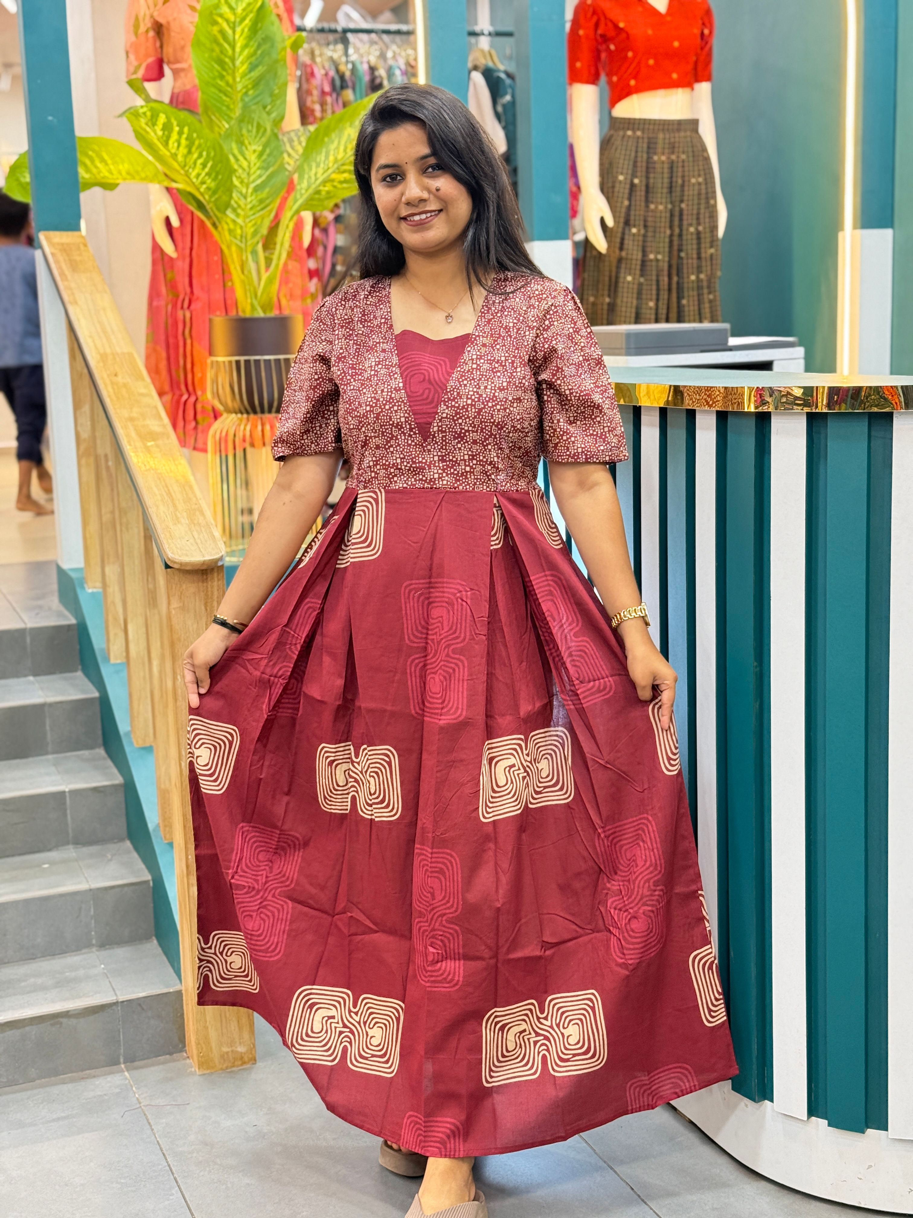 Kanishka F Pure Cotton Feeding Nighty with zip