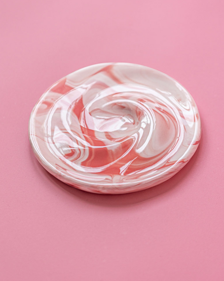 UMA Tableware by HAK Studio Merges Neuroscience and Design