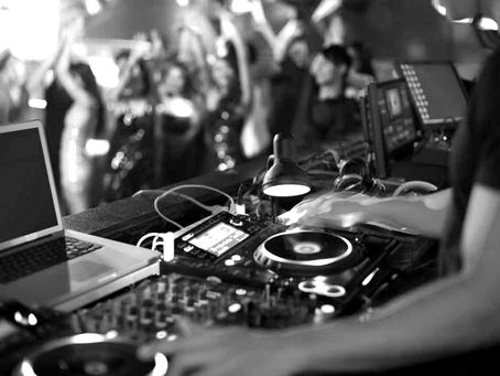 Electronic Music and Fetish Culture: Rhythm, Ritual, and the Architecture of Desire