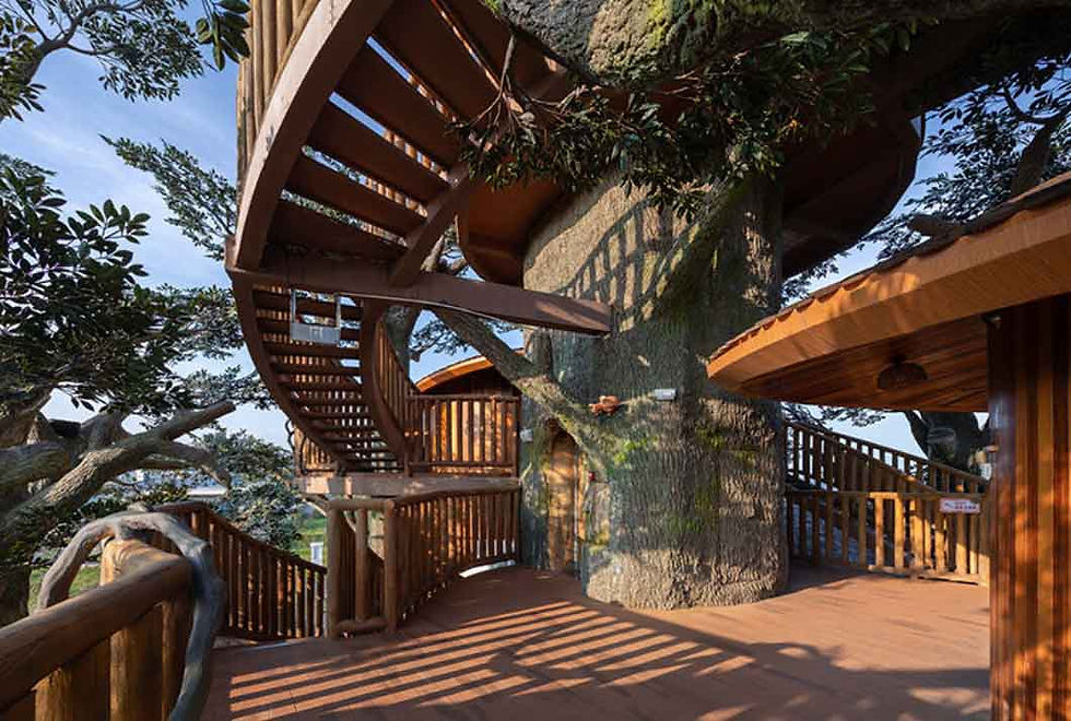 Organic modular Forest Nests Treepod architecture by Doarchiwow in China.