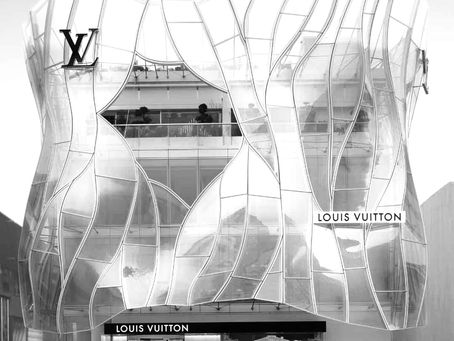Maison Louis Vuitton Sanlitun: Jun Aoki Designs a Colour-Shifting Architectural Dress in Beijing