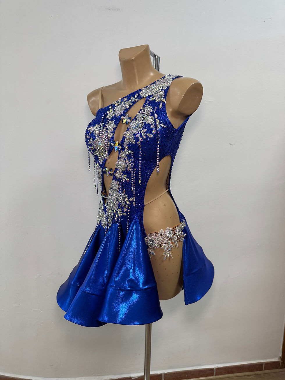 Miniatura: Vestido Latino 20260530