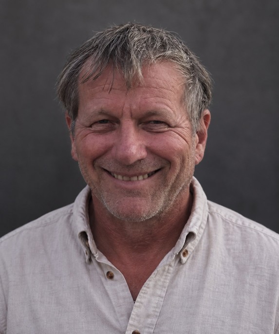 Dr Karsten Schneider.jpg