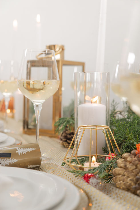 Gold Christmas Table Decor