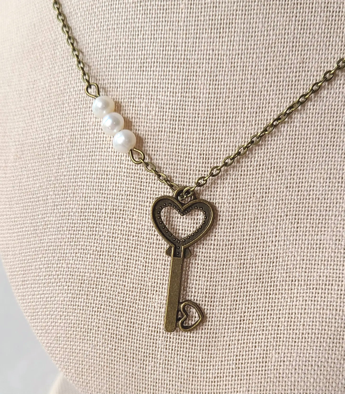 Vintage Style Romantic Key Necklace