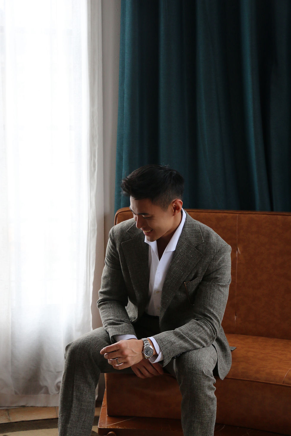 縮圖：Grey Green Suit