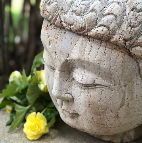 buddha sculpture
