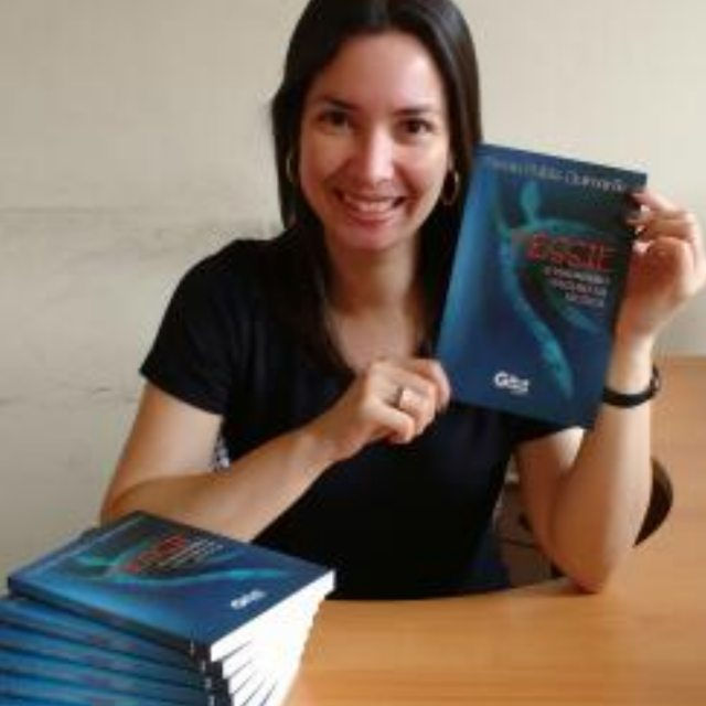 Nessie, o verdadeiro tesouro da Escócia..                                                      ~~Yas