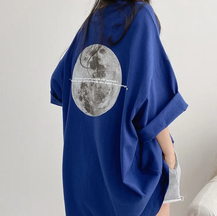 Thumbnail: Loose Fit Crew Neck T-Shirt