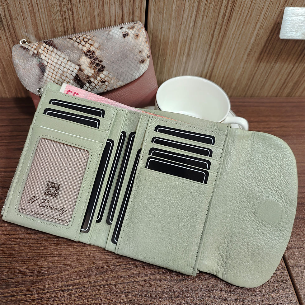 Thumbnail: Snake Pattern Leather Wallet