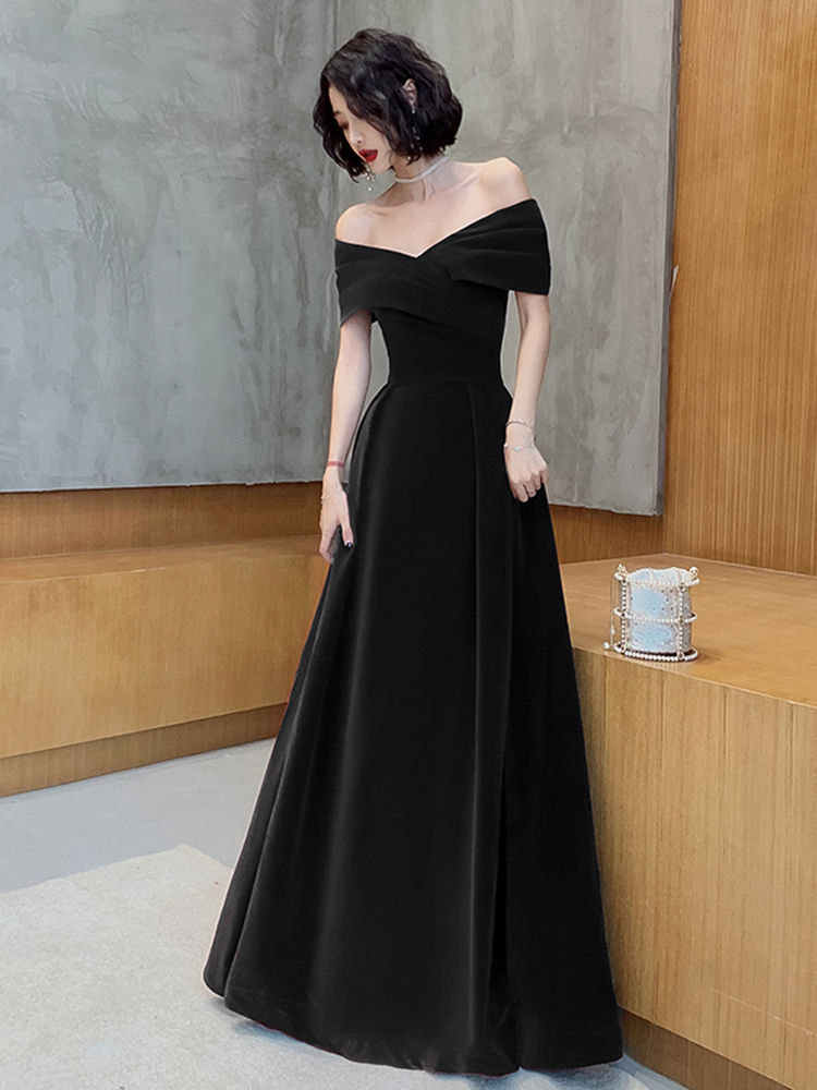 Thumbnail: Off-Shoulder Velvet Maxi Dress