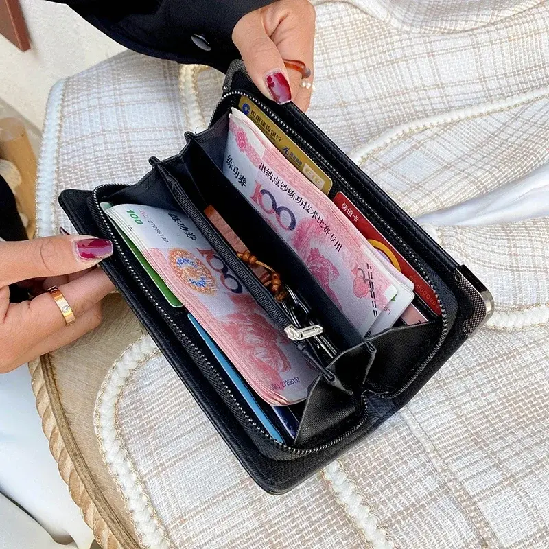 Thumbnail: Skull Punk Long Wallet