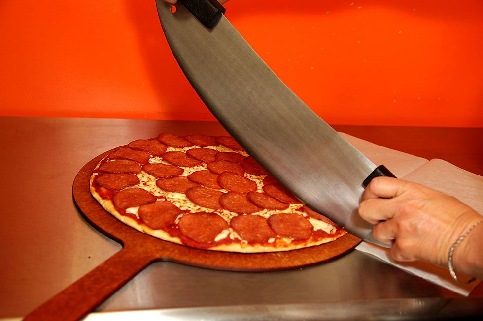 Slicing pizza