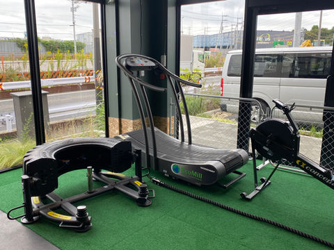 DAREFIT柏の葉店24時間型フィットネス・ファンクショナルジム　柏の葉キャンパス　駐車場完備（フィットネス、ジム、スポーツクラブ）初心者未経験社大歓迎 お洒落な館内　柏の葉より徒歩圏内　おおたかの森、柏たなか、汐入、衣笠、横須賀　筋トレ　ダイエット　ボディメイク　柏の葉店　人気　年中無休　30代　40代　50代　20代　女性　男性