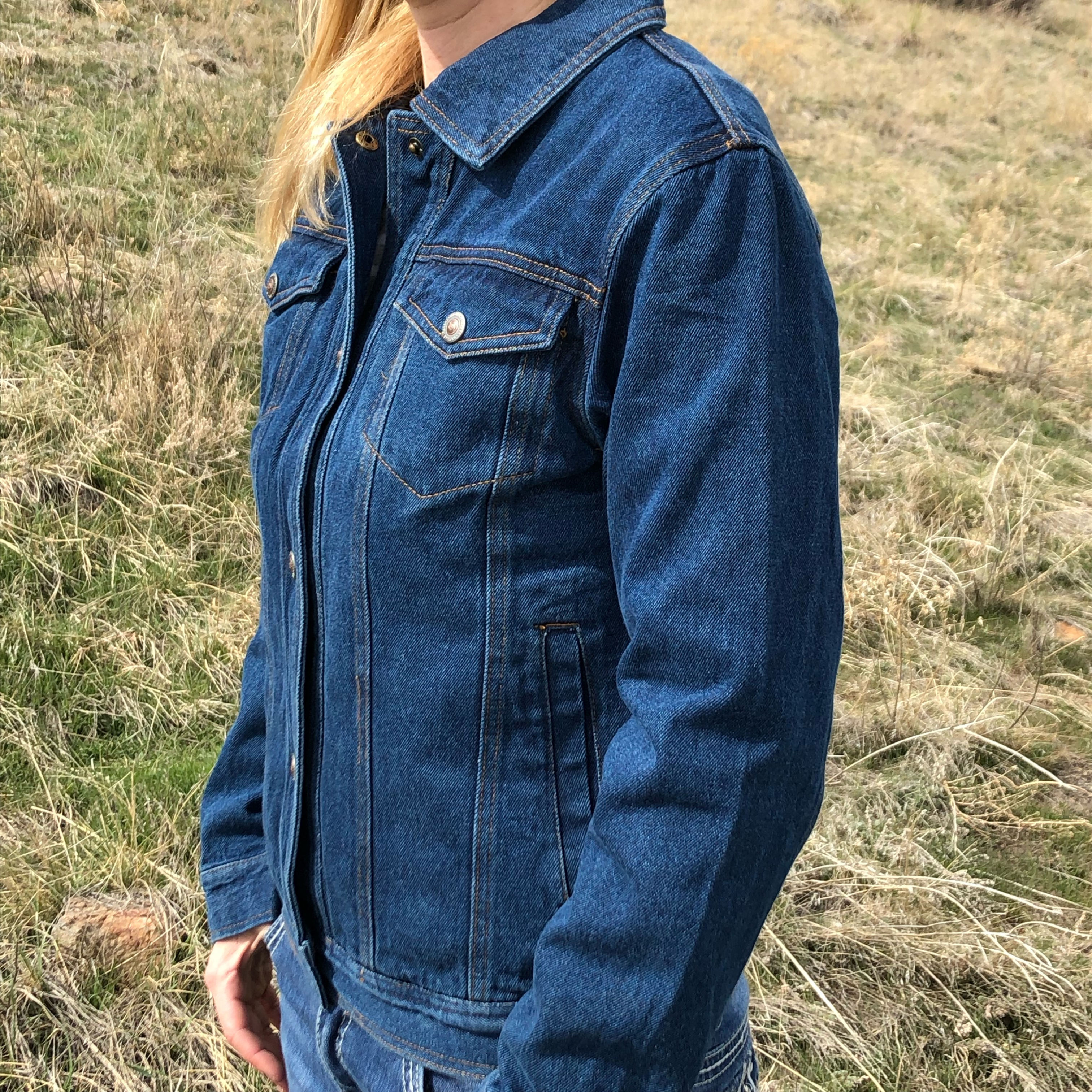 LADIES DENIM CONCEALED CARRY JACKET