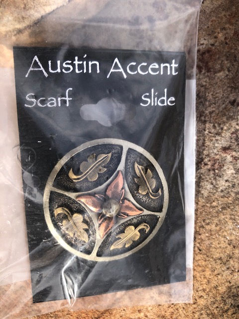 Three Tone Metal Round Scarf Slide with Leaf Details SS78