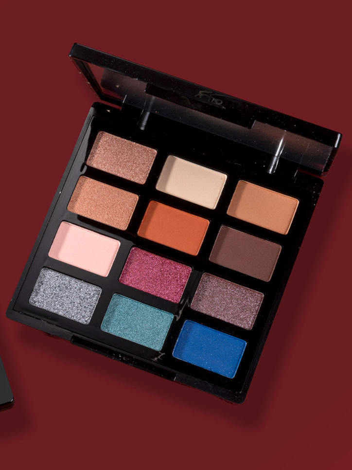 Thumbnail: Eyeshadow Palette